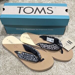 TOMS Piper Flip Flops